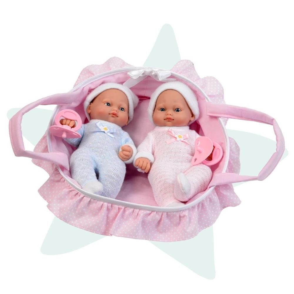 Jesmar Ikerbabák cumival mózeskosárban