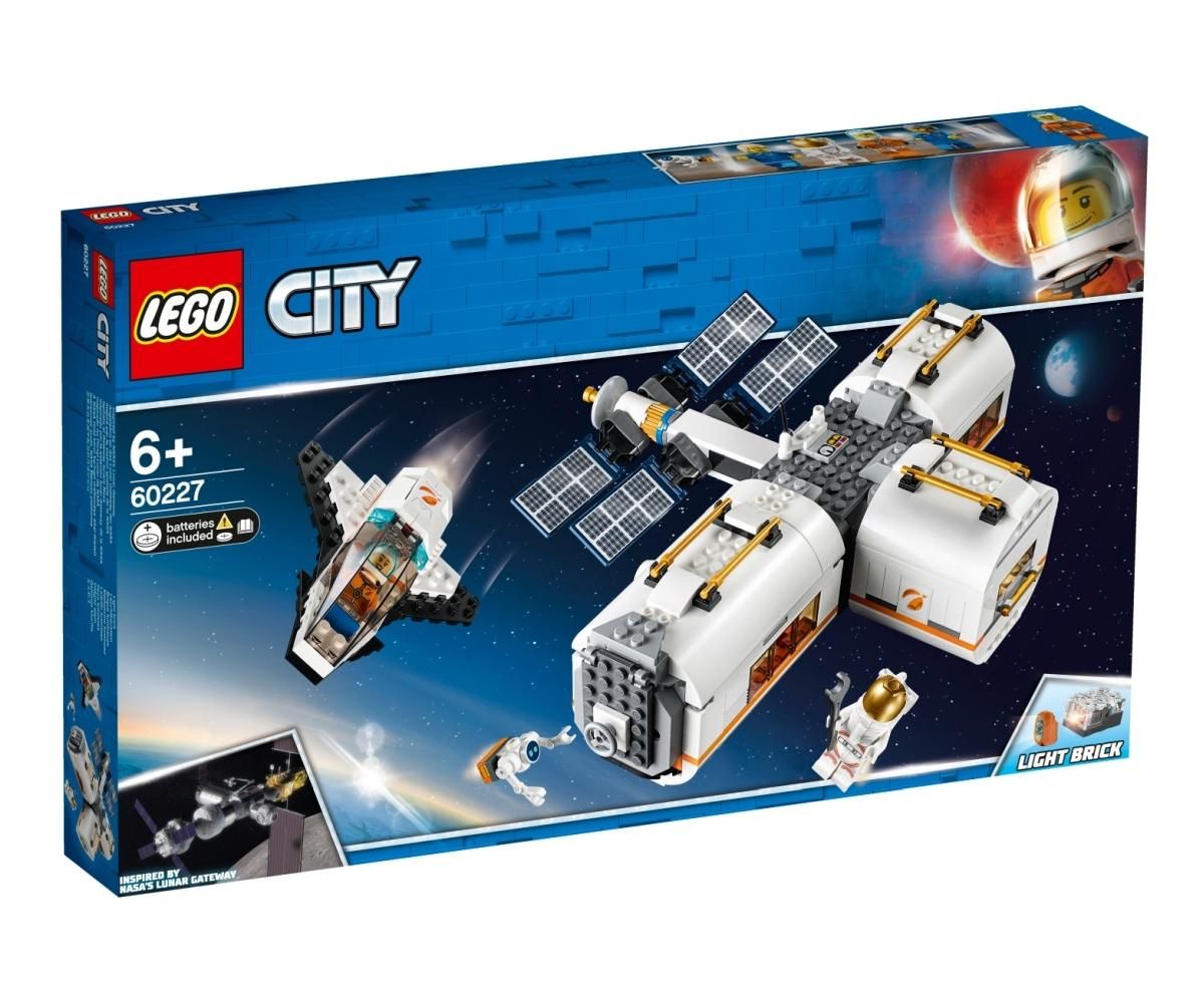 LEGO® City 60227 Hold-űrállomás