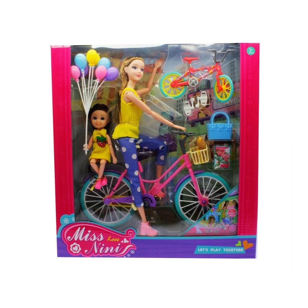 Miss Nini biciklizős modell és hugi baba baba készlet