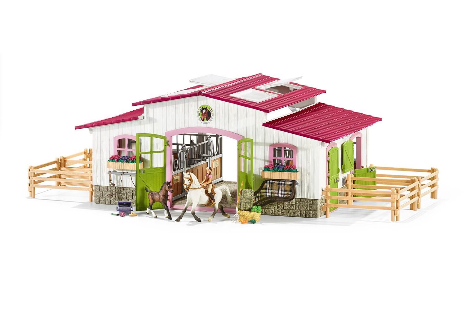 Schleich 42344 Lovarda szett, lovassal, lovakkal és felszerelésekkel