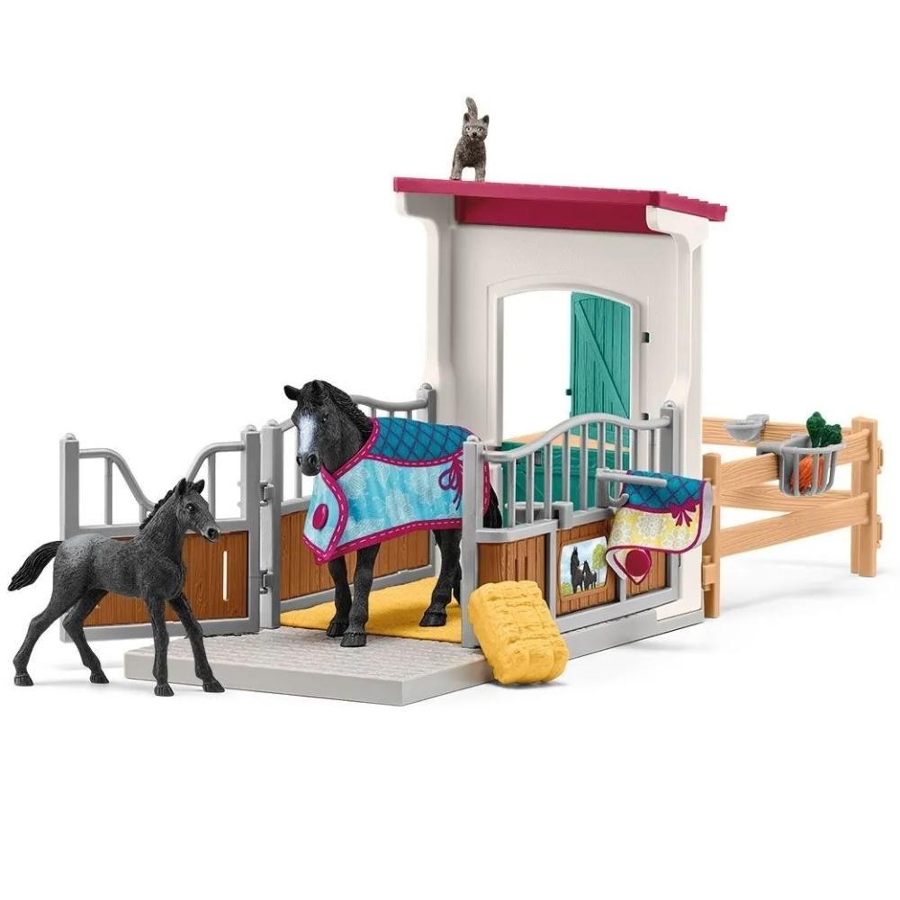 Schleich 42611 Istállóállás Appaloosa kancával és csikóval